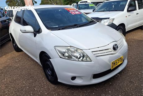 White 2011 Toyota Corolla Hatchback Ascent Sport