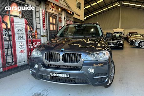 Grey 2011 BMW X5 Wagon Xdrive 30D