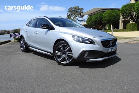 Silver 2013 Volvo V40 Hatchback T5 Cross Country