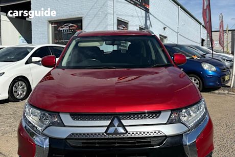 Red 2018 Mitsubishi Outlander Wagon Es 7 Seat (2Wd)