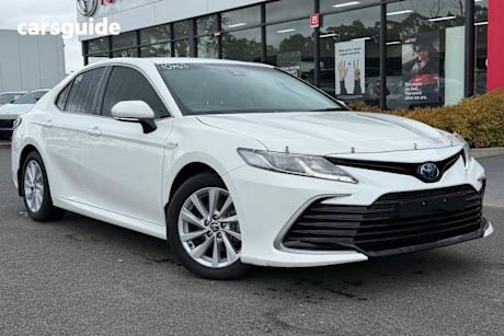 White 2021 Toyota Camry Sedan Ascent