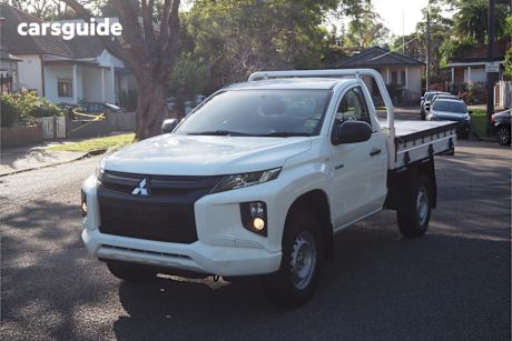 White 2019 Mitsubishi Triton Cab Chassis Glx