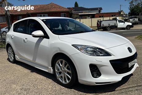White 2011 Mazda 3 Hatchback Sp25