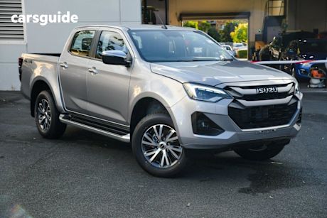 Silver 2025 Isuzu D-MAX Crew Cab Utility Ls-U (4X4)