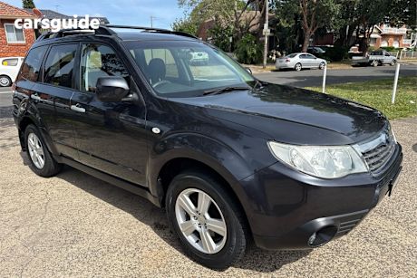 Grey 2008 Subaru Forester Wagon Xs