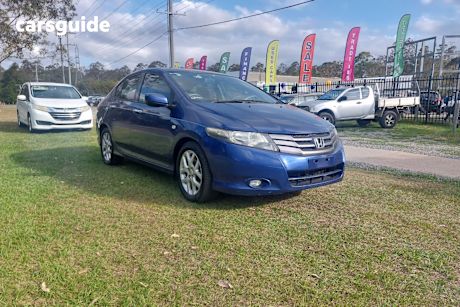 Blue 2009 Honda City Sedan Vti-L
