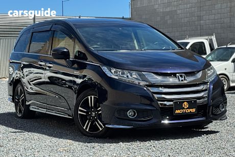 Purple 2016 Honda Odyssey Wagon (HYBRID)