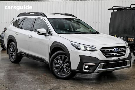 White 2023 Subaru Outback Wagon Awd