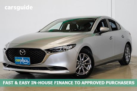 Silver 2019 Mazda 3 Sedan G20 Pure