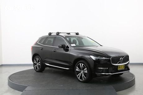 Black 2022 Volvo XC60 Wagon Ultimate B5 Bright Mhev