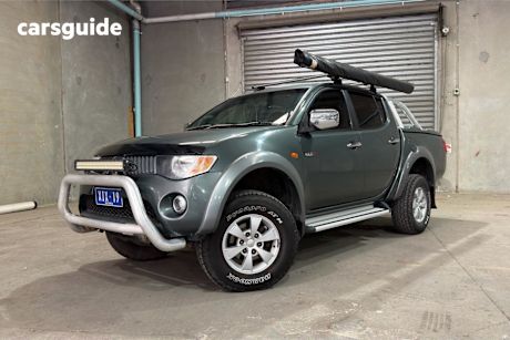 Green 2007 Mitsubishi Triton Double Cab Utility Glx-R (4X4)