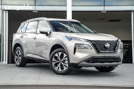 Silver 2024 Nissan X-Trail Wagon St-L (4Wd) E-Power (Hybrid)
