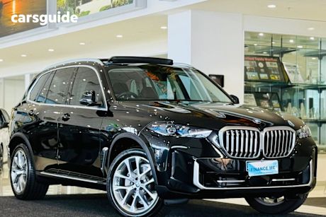 Black 2023 BMW X5 SUV XDRIVE30D XLINE 4X4