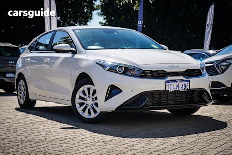 White 2024 Kia Cerato Hatchback S