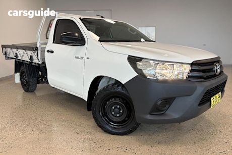 White 2018 Toyota Hilux Cab Chassis Workmate