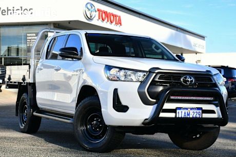 White 2023 Toyota Hilux Double Cab Chassis Sr (4X4)