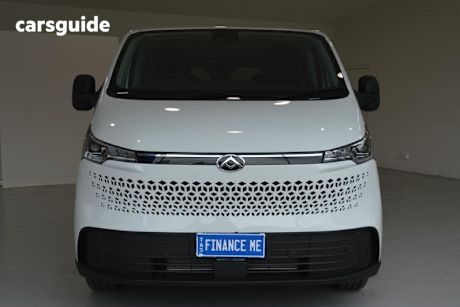 White 2025 LDV Deliver 7 Commercial F