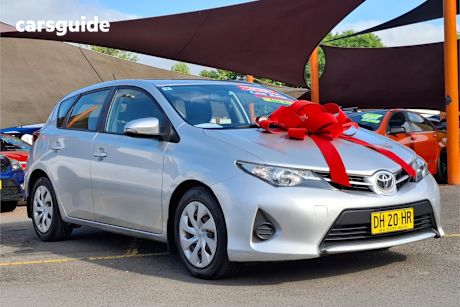 Silver 2014 Toyota Corolla Hatchback Ascent