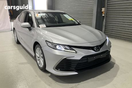 Silver 2021 Toyota Camry Sedan Ascent