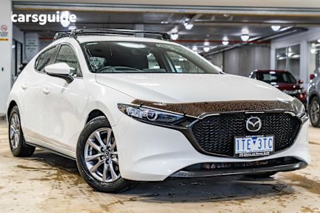 White 2020 Mazda 3 Hatchback G20 Pure