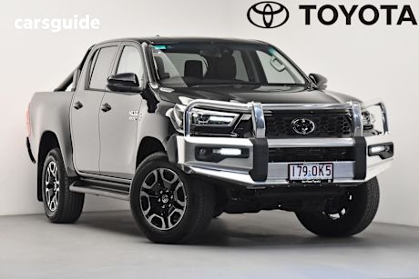 Black 2024 Toyota Hilux Double Cab Pick Up Sr5 48V (4X4)