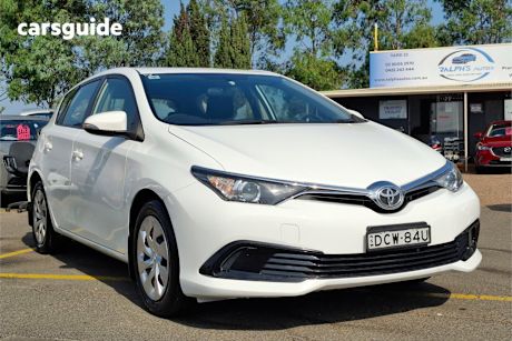White 2015 Toyota Corolla Hatchback Ascent