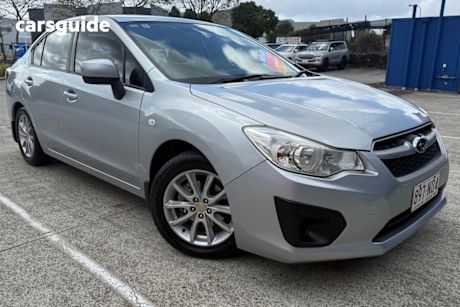 Silver 2013 Subaru Impreza Hatchback 2.0I-L (Awd)
