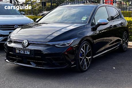 Black 2025 Volkswagen Golf Hatch R 4WD