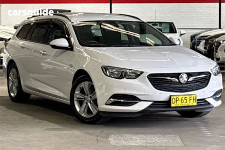 White 2019 Holden Commodore Sportswagon Lt