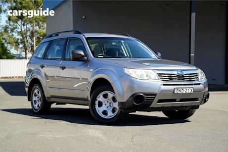 Silver 2009 Subaru Forester Wagon X