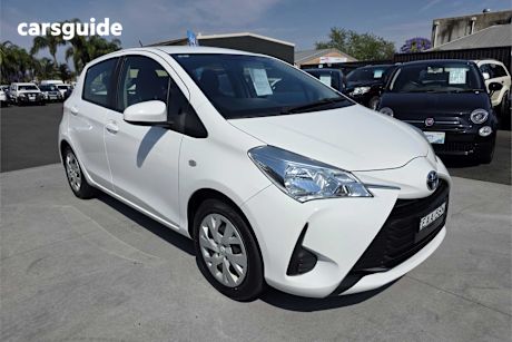 White 2019 Toyota Yaris Hatchback Ascent