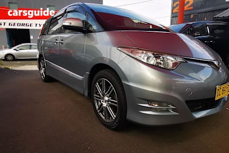 Grey 2006 Toyota Estima OtherCar AERAS G