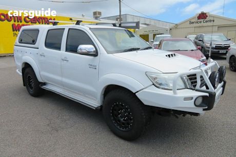 White 2012 Toyota Hilux Dual Cab Pick-up Sr5 (4X4)