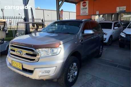 Silver 2015 Ford Everest Wagon Trend