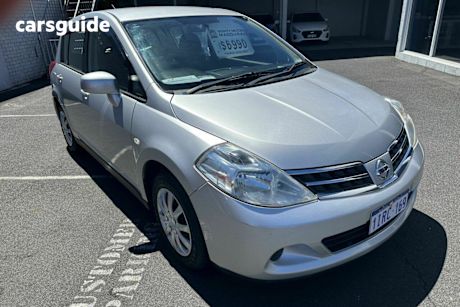 Silver 2011 Nissan Tiida Hatchback St