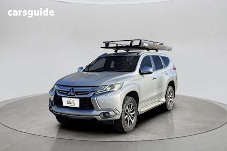 Silver 2016 Mitsubishi Pajero Sport Wagon Exceed (4X4) 7 Seat