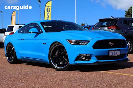 Blue 2017 Ford Mustang Coupe Fastback Gt 5.0 V8
