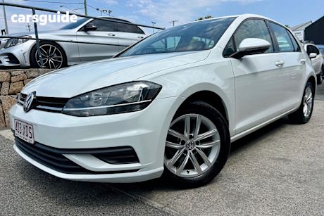 White 2017 Volkswagen Golf Hatchback 110 Tsi