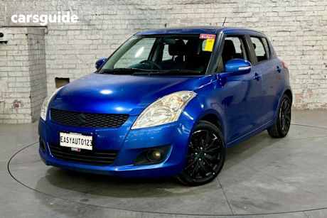 Blue 2013 Suzuki Swift Hatchback Glx