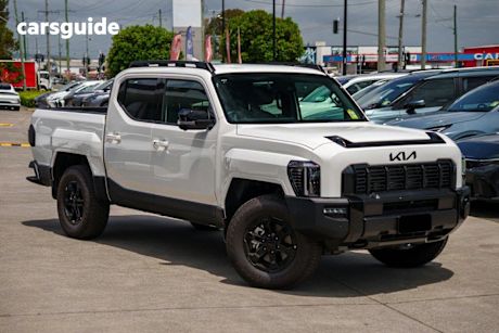 White 2025 Kia Tasman Double Cab Pick Up X-Pro (4X4) (0.9T) Bdy Fender