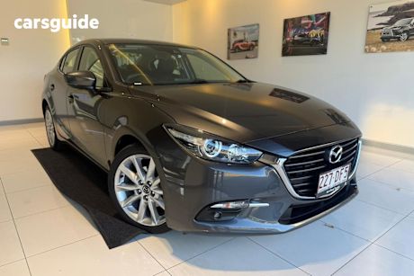 Grey 2016 Mazda 3 Sedan Sp25
