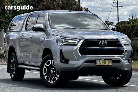 Silver 2021 Toyota Hilux Double Cab Pick Up Sr5 (4X4)