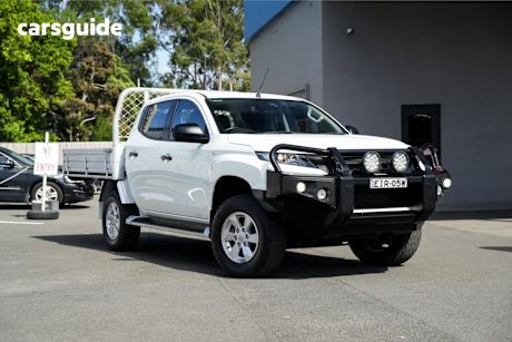 White 2020 Mitsubishi Triton Double Cab Pick Up Glx Plus (4X4)