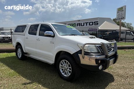 White 2015 Toyota Hilux Dual Cab Pick-up Sr5 (4X4)