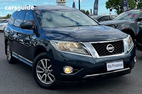 Blue 2016 Nissan Pathfinder Wagon St-L (4X2)