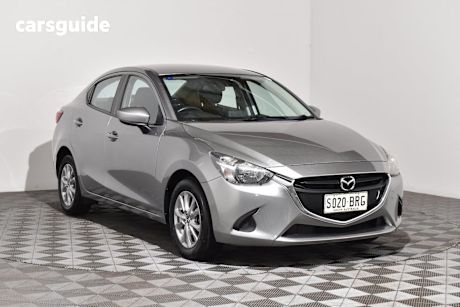 Silver 2017 Mazda 2 Sedan Maxx