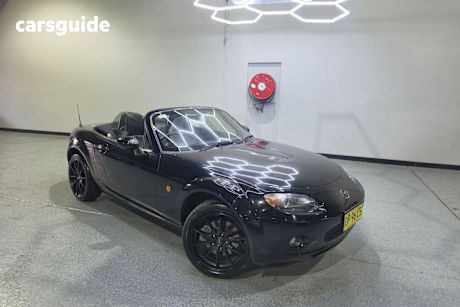 Black 2005 Mazda MX-5 Convertible SE NC