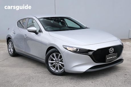 Silver 2019 Mazda 3 Hatchback G20 Pure