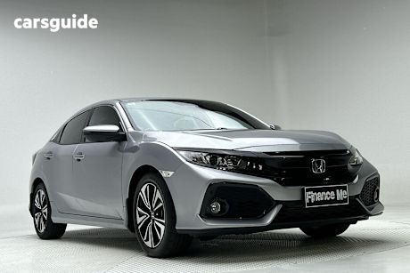 Grey 2017 Honda Civic Hatchback Vti-L