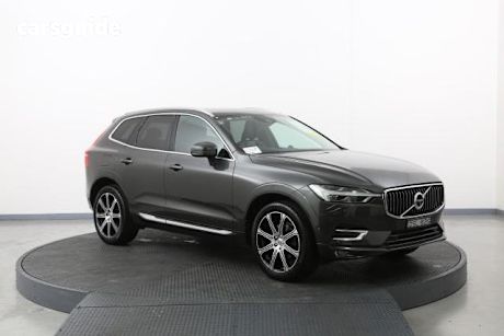 Grey 2017 Volvo XC60 Wagon D4 Inscription